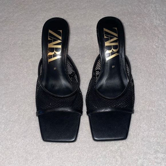 Zara Fishnet Kitten Heels Square Toe Sandals - Picture 2 of 3